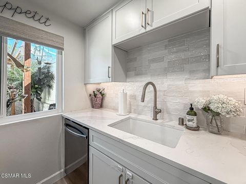 Tiny photo for 293 Green Moor Place, Thousand Oaks, CA 91361 (MLS # 226000964)