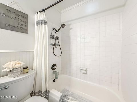 Tiny photo for 293 Green Moor Place, Thousand Oaks, CA 91361 (MLS # 226000964)