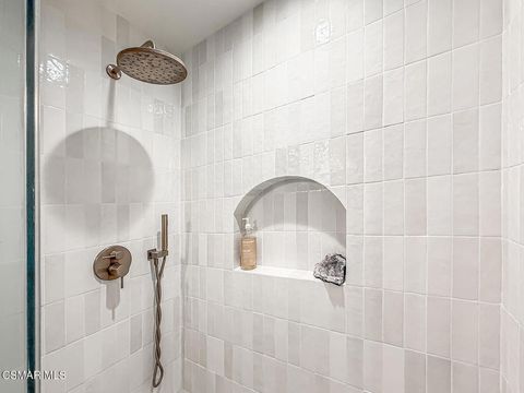 Tiny photo for 293 Green Moor Place, Thousand Oaks, CA 91361 (MLS # 226000964)