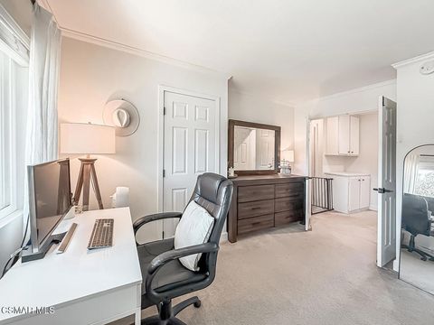 Tiny photo for 293 Green Moor Place, Thousand Oaks, CA 91361 (MLS # 226000964)