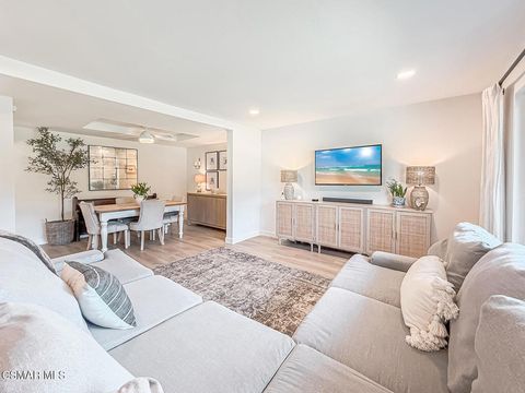 Tiny photo for 293 Green Moor Place, Thousand Oaks, CA 91361 (MLS # 226000964)