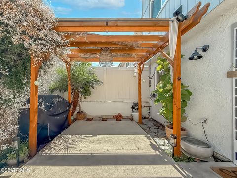 Tiny photo for 293 Green Moor Place, Thousand Oaks, CA 91361 (MLS # 226000964)