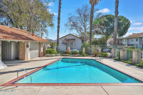 Tiny photo for 293 Green Moor Place, Thousand Oaks, CA 91361 (MLS # 226000964)