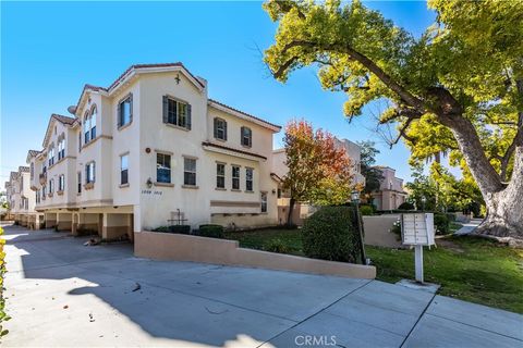 Photo of 1008 Arcadia Avenue, Arcadia, CA 91007 (MLS # AR26105661)