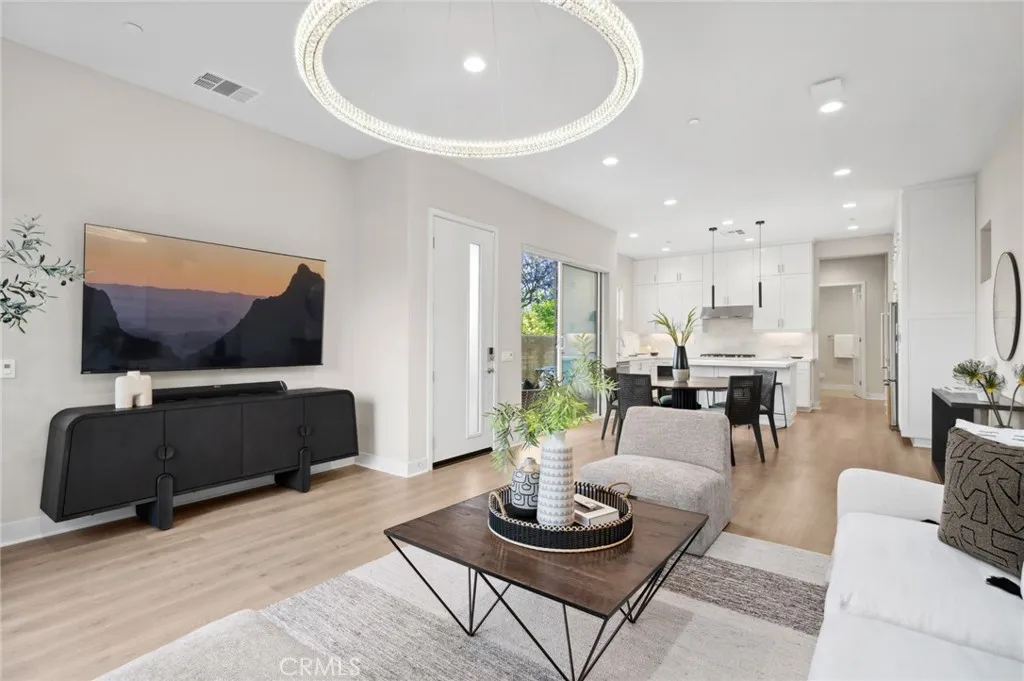 Irvine, California 92618, United States, 4 Bedrooms Bedrooms, ,3 BathroomsBathrooms,Residential,Active,154372