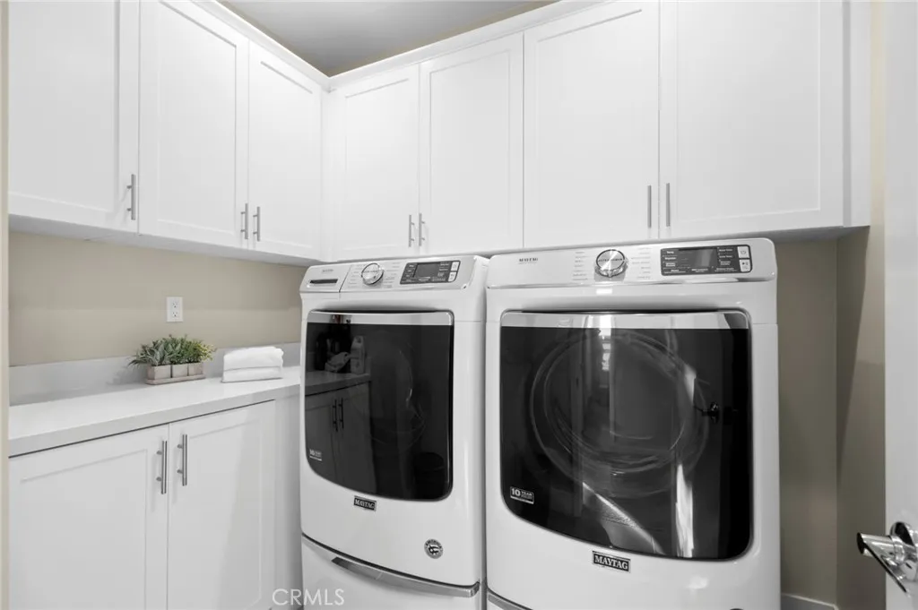 Irvine, California 92618, United States, 4 Bedrooms Bedrooms, ,3 BathroomsBathrooms,Residential,Active,154372