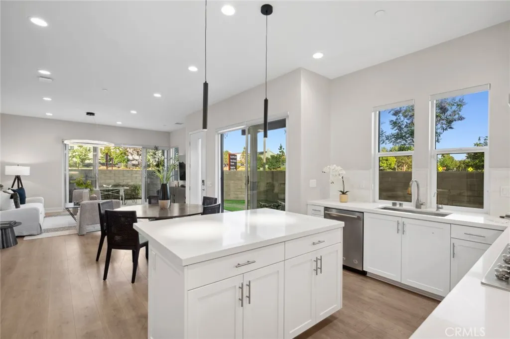 Irvine, California 92618, United States, 4 Bedrooms Bedrooms, ,3 BathroomsBathrooms,Residential,Active,154372