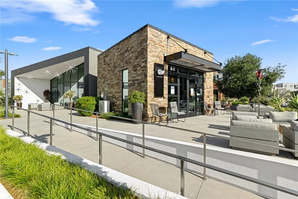 Irvine, California 92618, United States, 4 Bedrooms Bedrooms, ,3 BathroomsBathrooms,Residential,Active,154372