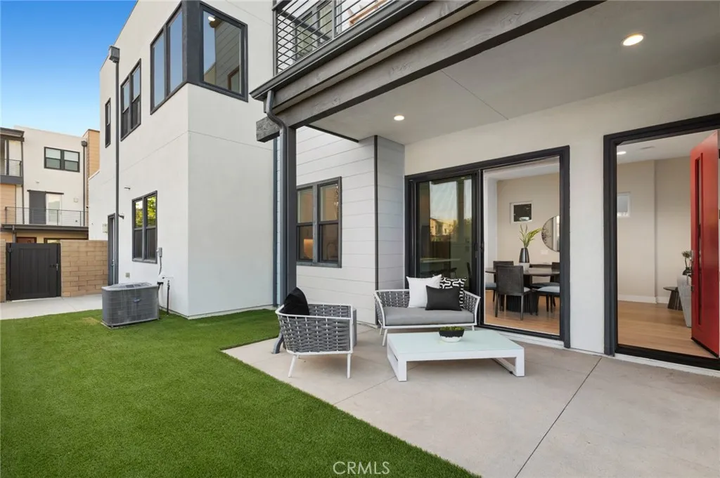 Irvine, California 92618, United States, 4 Bedrooms Bedrooms, ,3 BathroomsBathrooms,Residential,Active,154372