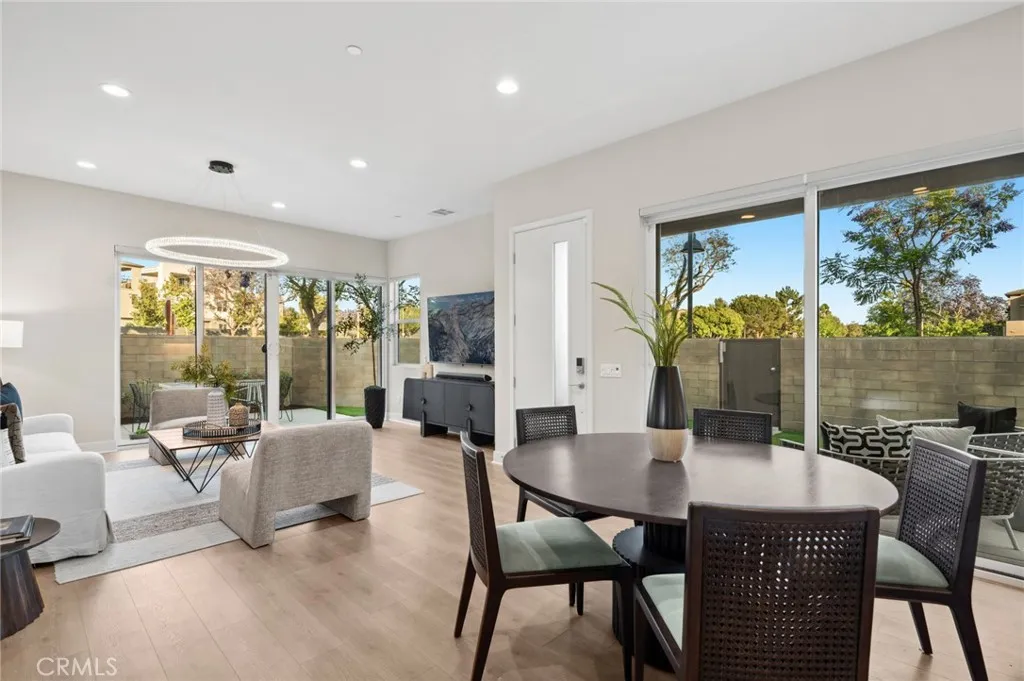 Irvine, California 92618, United States, 4 Bedrooms Bedrooms, ,3 BathroomsBathrooms,Residential,Active,154372