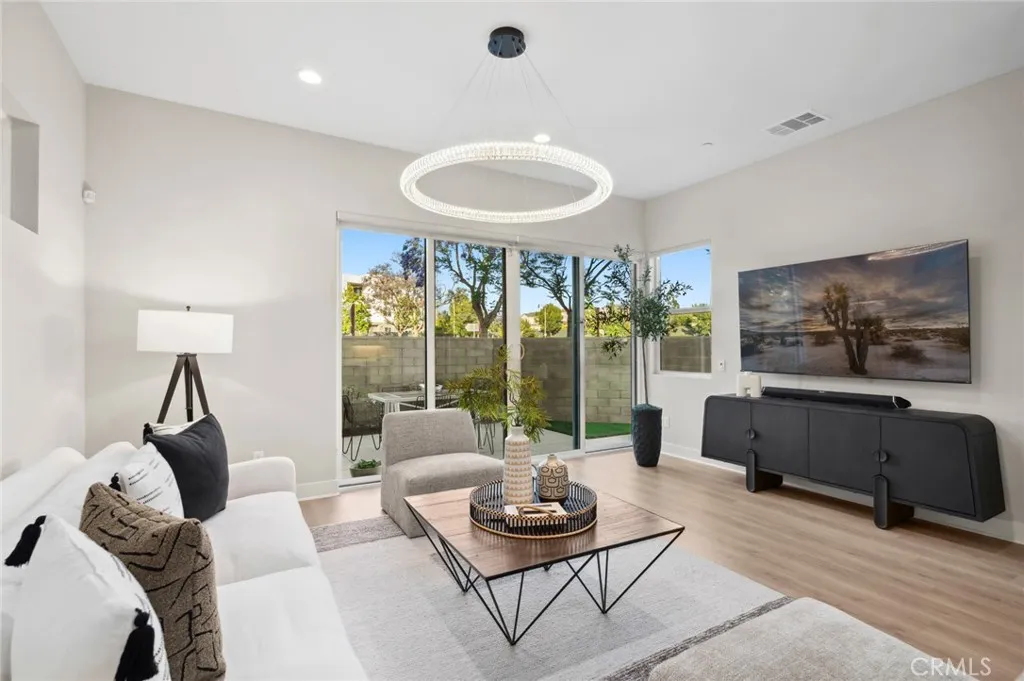 Irvine, California 92618, United States, 4 Bedrooms Bedrooms, ,3 BathroomsBathrooms,Residential,Active,154372