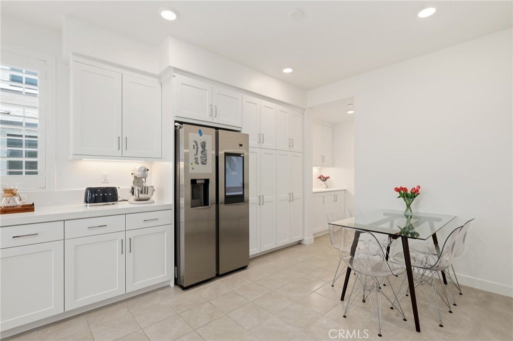 175 W La Palma Avenue 6