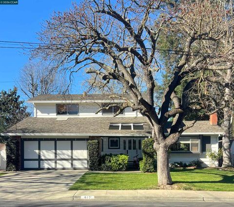 Photo of 417 Persimmon Rd RD, Walnut Creek, CA 94598 (MLS # 41133916)