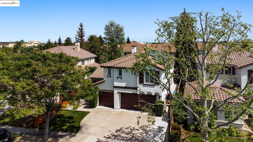 DEER RIDGE - Residential