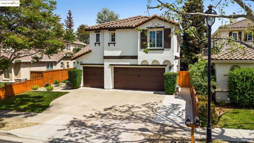 DEER RIDGE - Residential