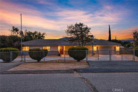 Photo of 8173 Mono Dr, Hesperia, CA 92345 (MLS # HD26076948)