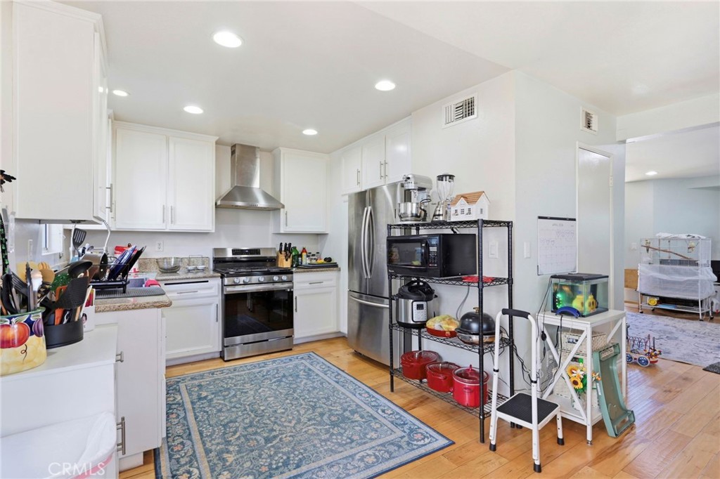 19231 Sherman Way 1
