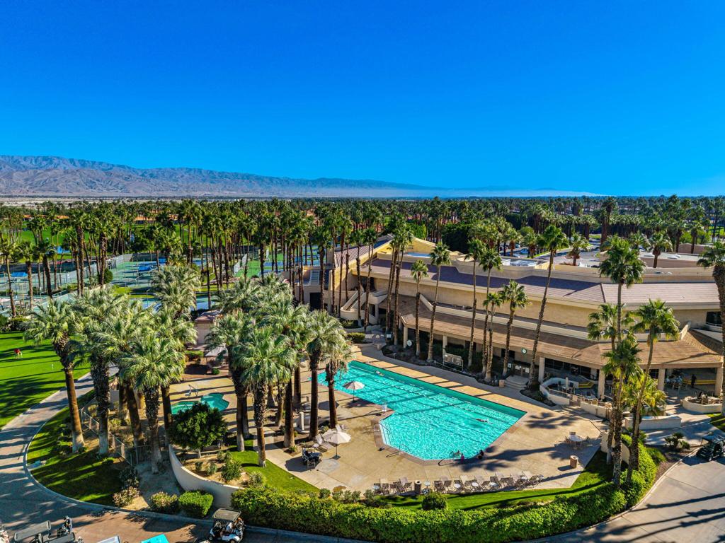 Palm Valley CC - Residential