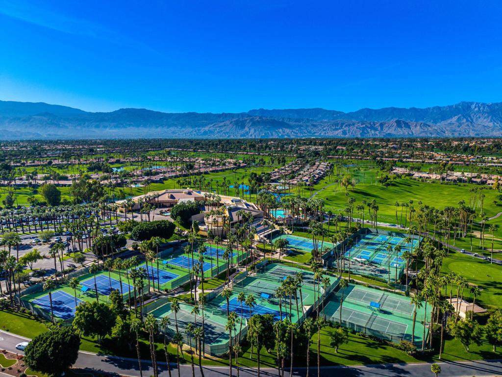 Palm Valley CC - Residential