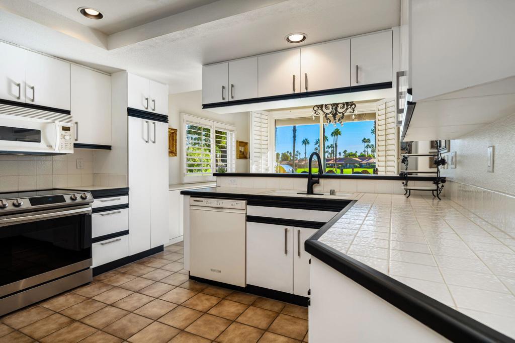 Palm Valley CC - Residential