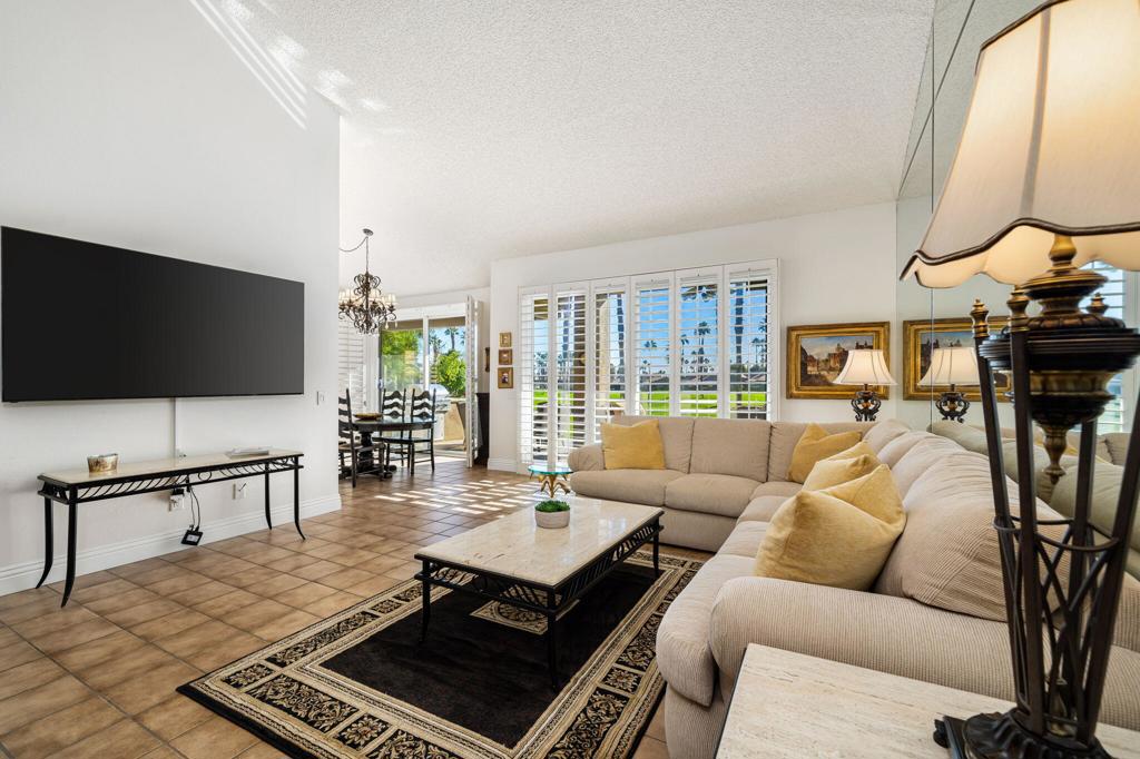 Palm Valley CC - Residential