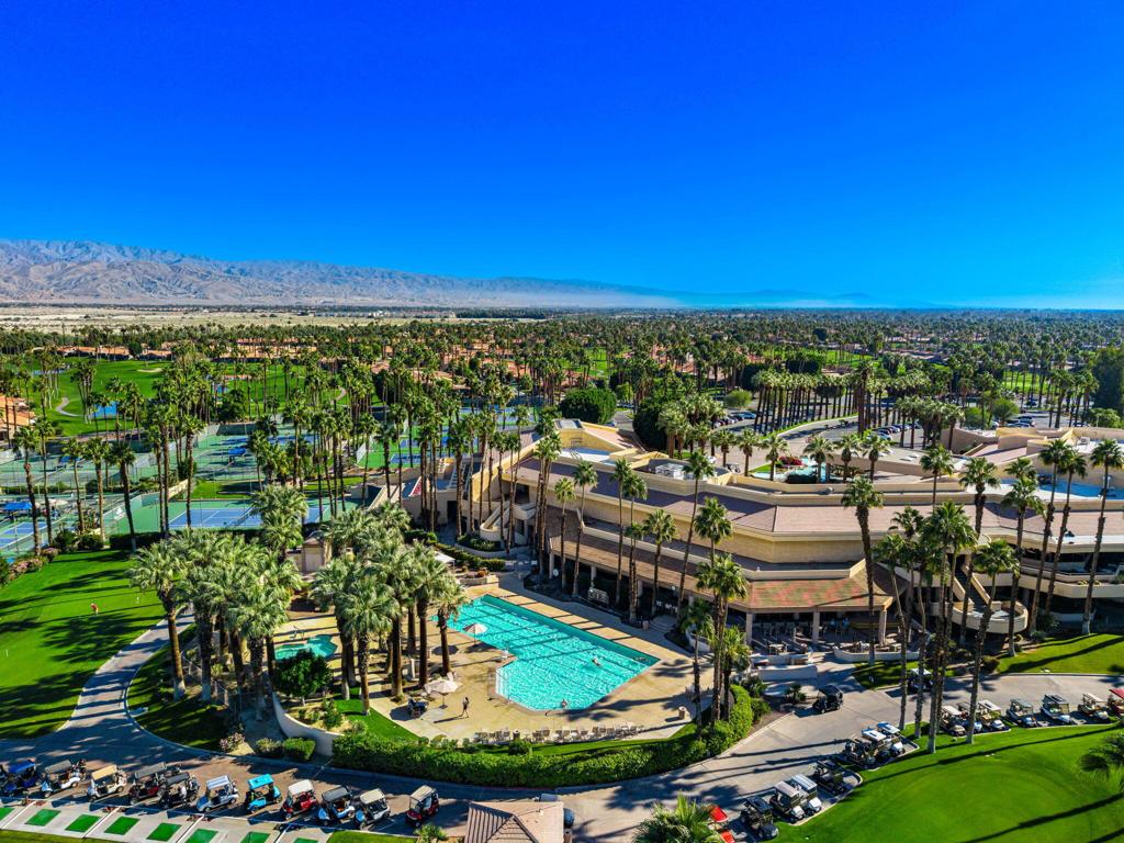 Palm Valley CC - Residential