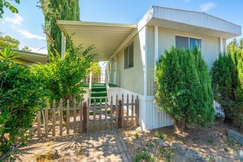 Photo of 138 Paloma Drive, Paso Robles, CA 93446 (MLS # NS26175549)