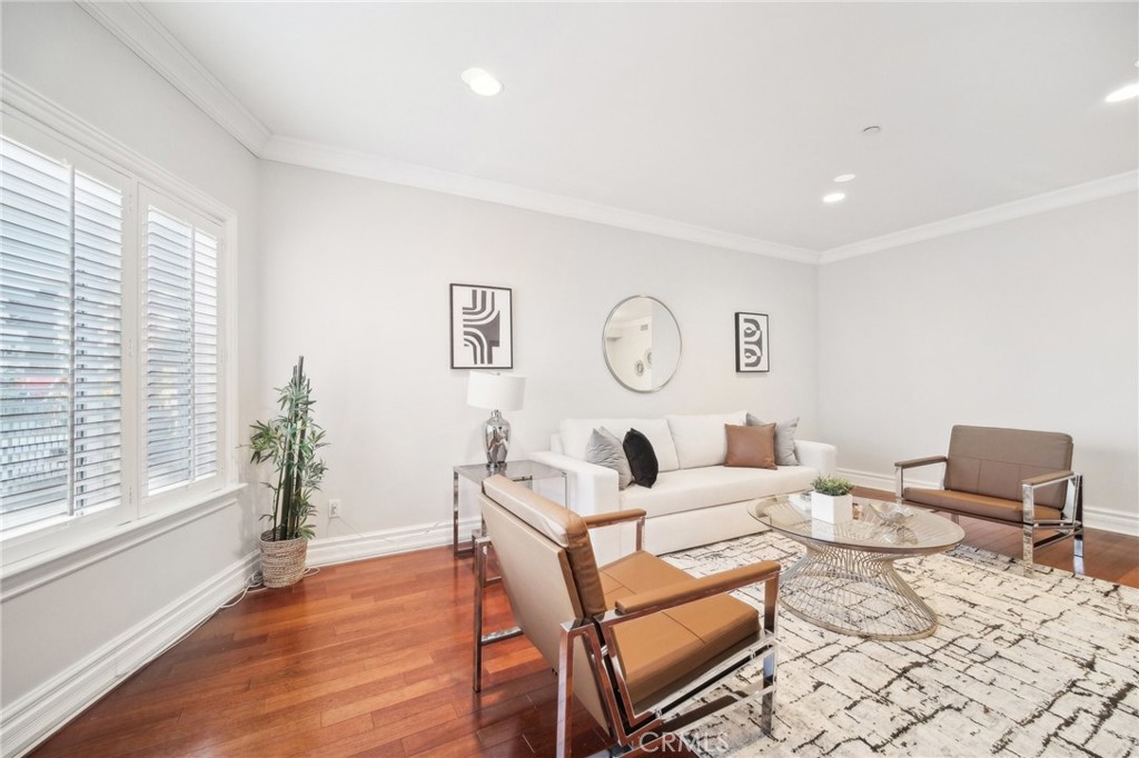 11989 Laurelwood Drive 3