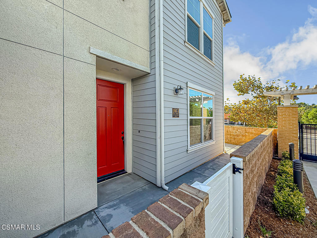 1953 Cottage Drive 6