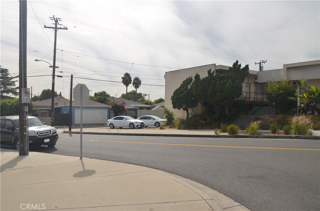 3001 W Beverly Boulevard