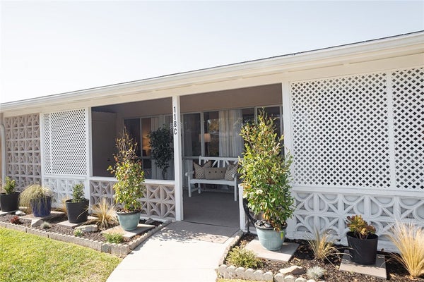 1571 GOLDEN RAIN RD APT 118C, SEAL BEACH, CA 90740 - Image dcb6056e457e92b4d1b06057f2fa2481/4153770106