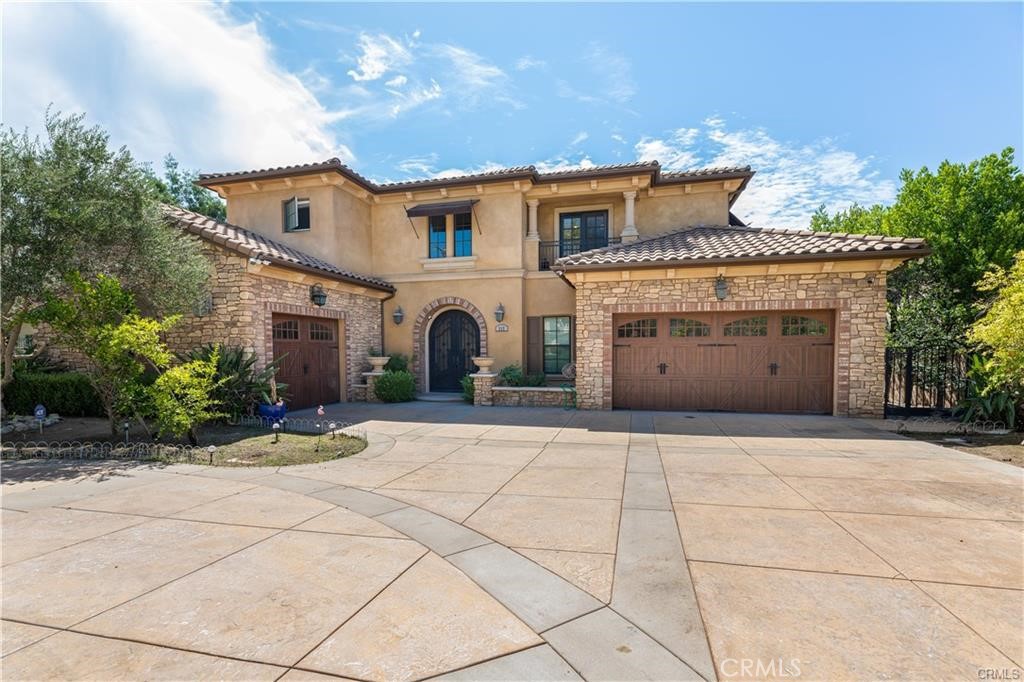 312 E Camino Real Avenue
