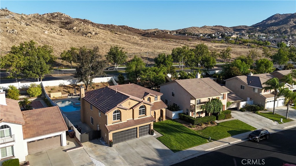 15388 La Casa Drive
