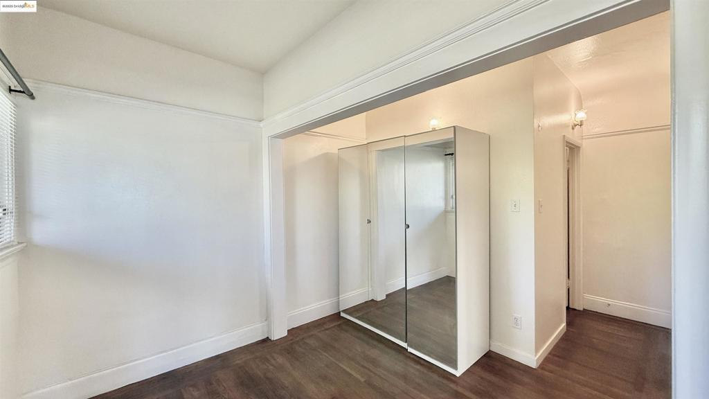 ROCKRIDGE - Residential Income