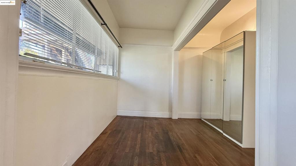 ROCKRIDGE - Residential Income