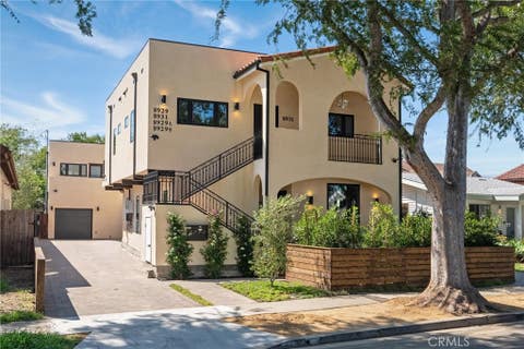 Photo of 8929 Hubbard Street, Culver City, CA 90232 (MLS # PW26080799)