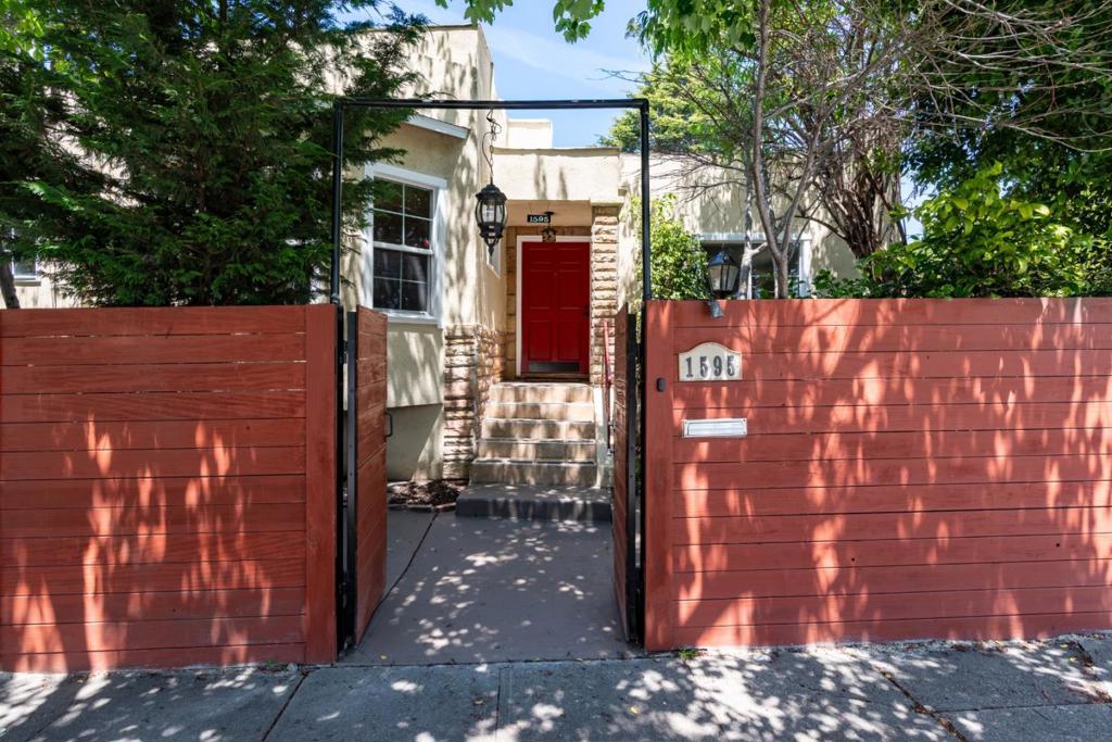 1595 Dwight Way