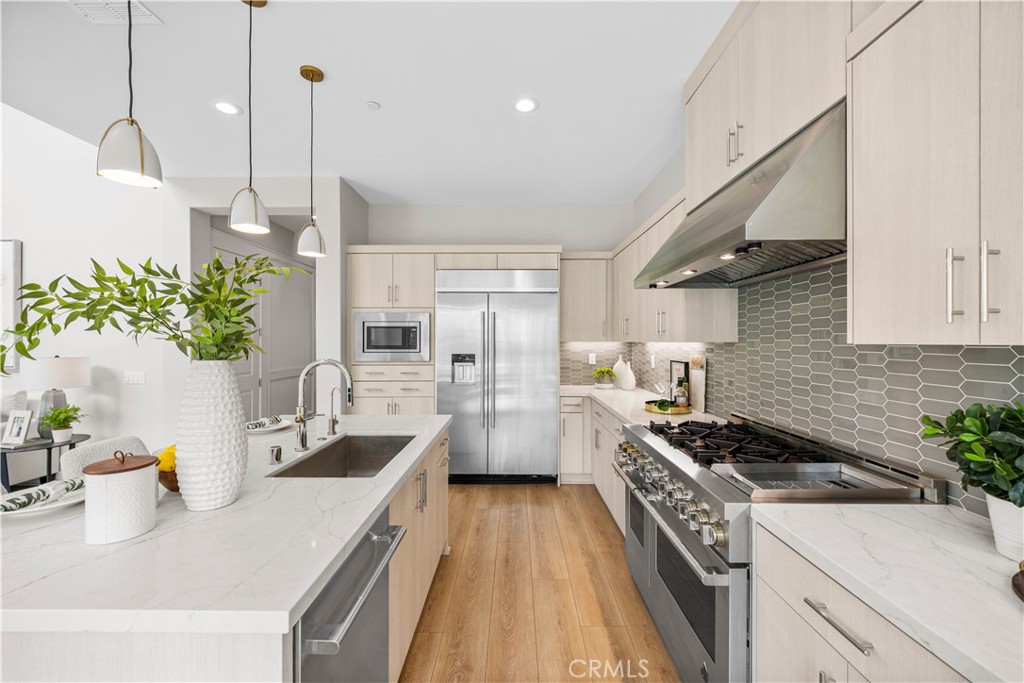 281 Burwood