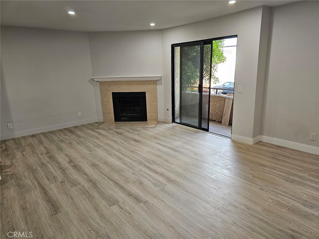8331 Cedros Avenue 14