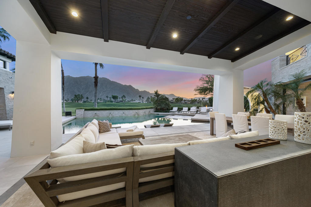 The Hideaway - Residential