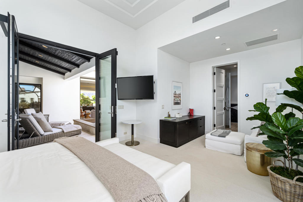 The Hideaway - Residential