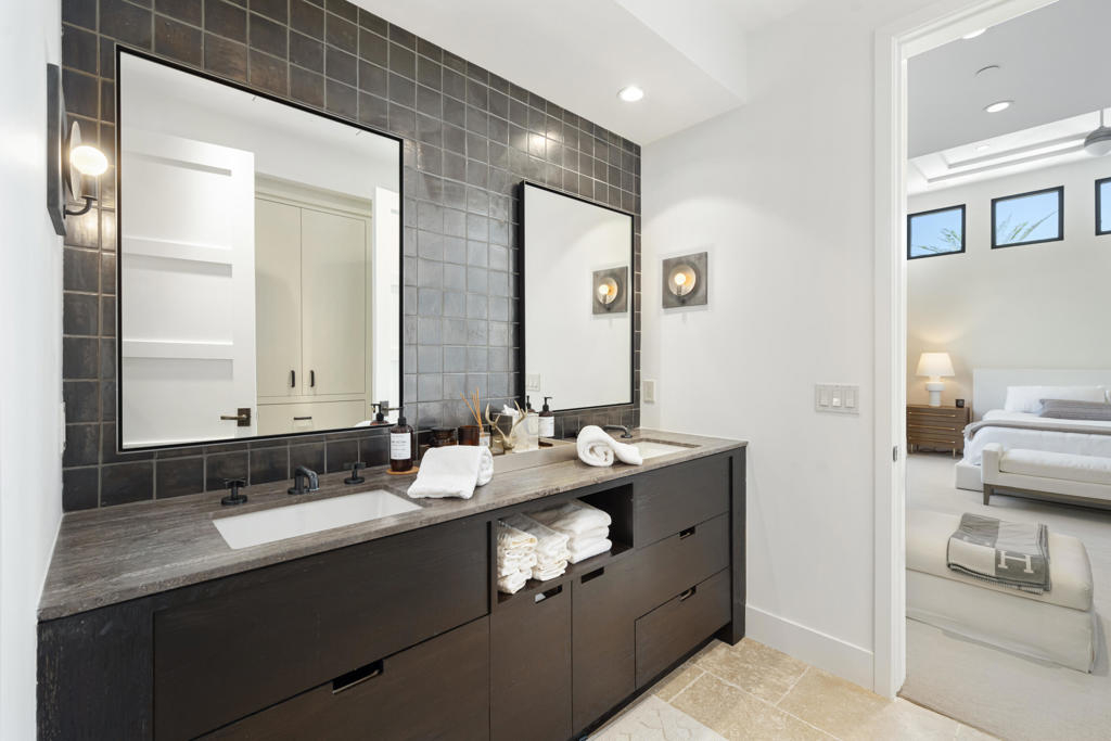 The Hideaway - Residential