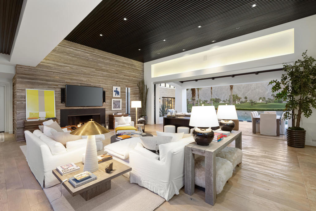 The Hideaway - Residential