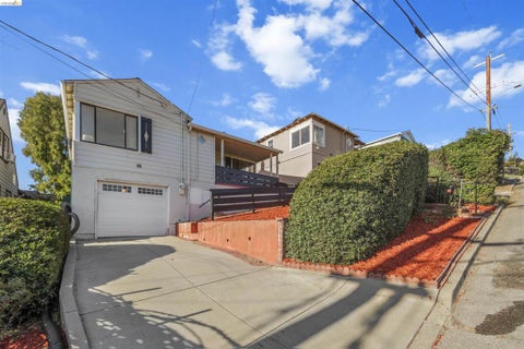 Photo of 3301 82nd Ave AVE, Oakland, CA 94605 (MLS # 41151162)