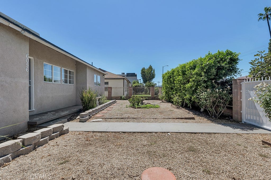 6056 Woodman Avenue