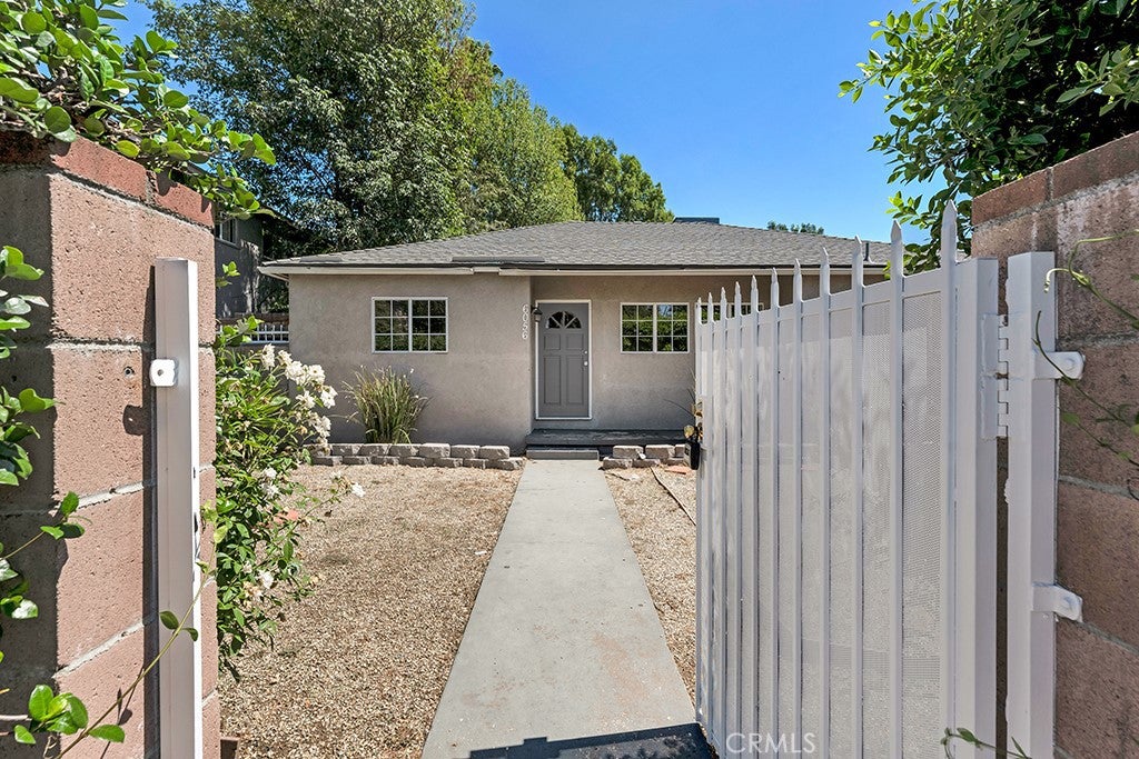 6056 Woodman Avenue