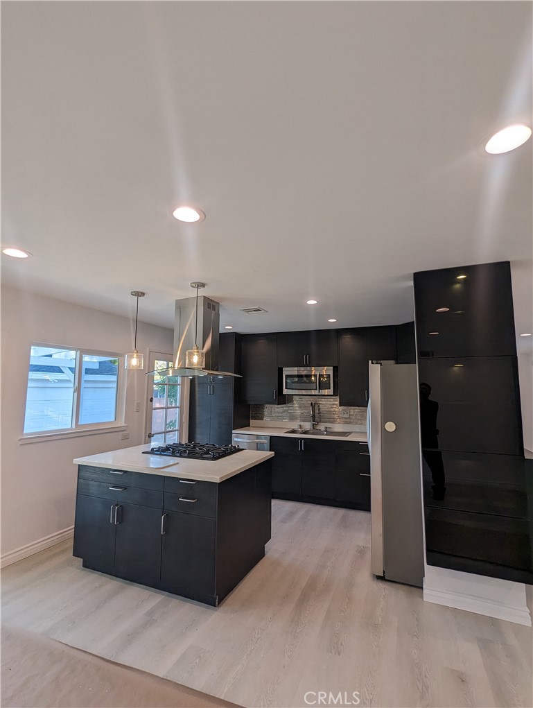 Properties 4 22253 Criswell Street