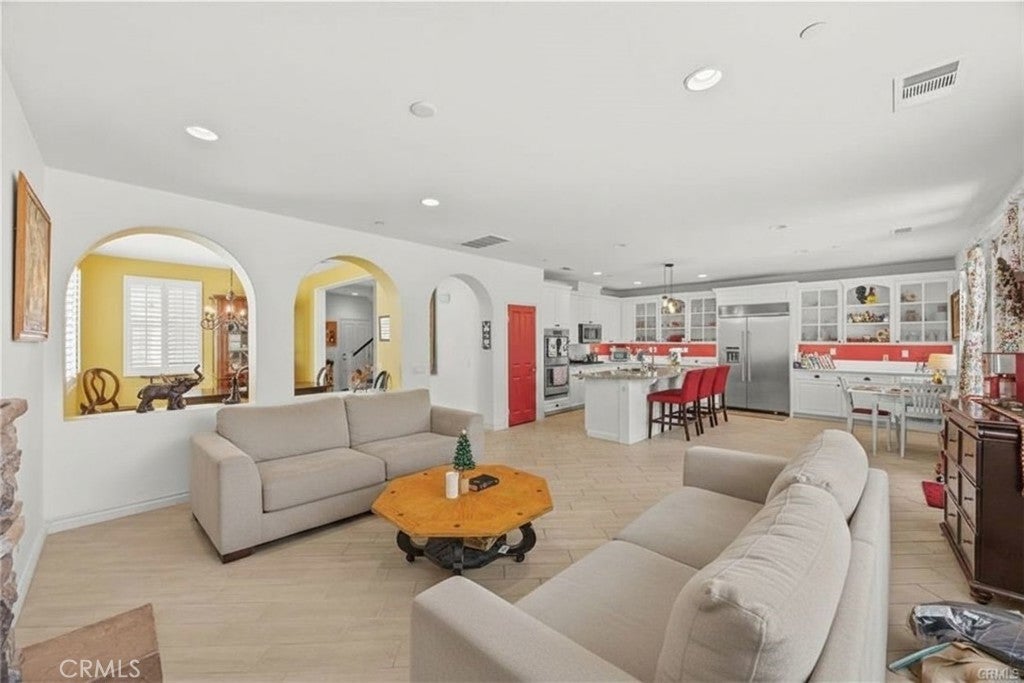 23129 Rustic Oak