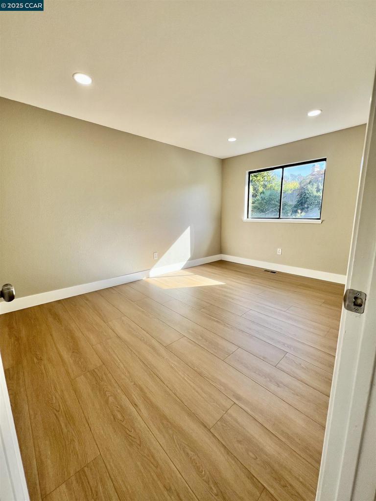 GLEN COVE - Residential