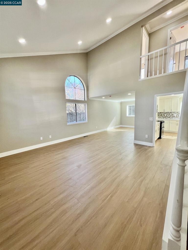 GLEN COVE - Residential